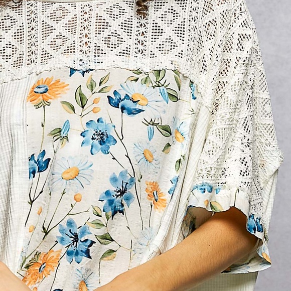 POL Patchwork Blouse - Picture 3 of 6